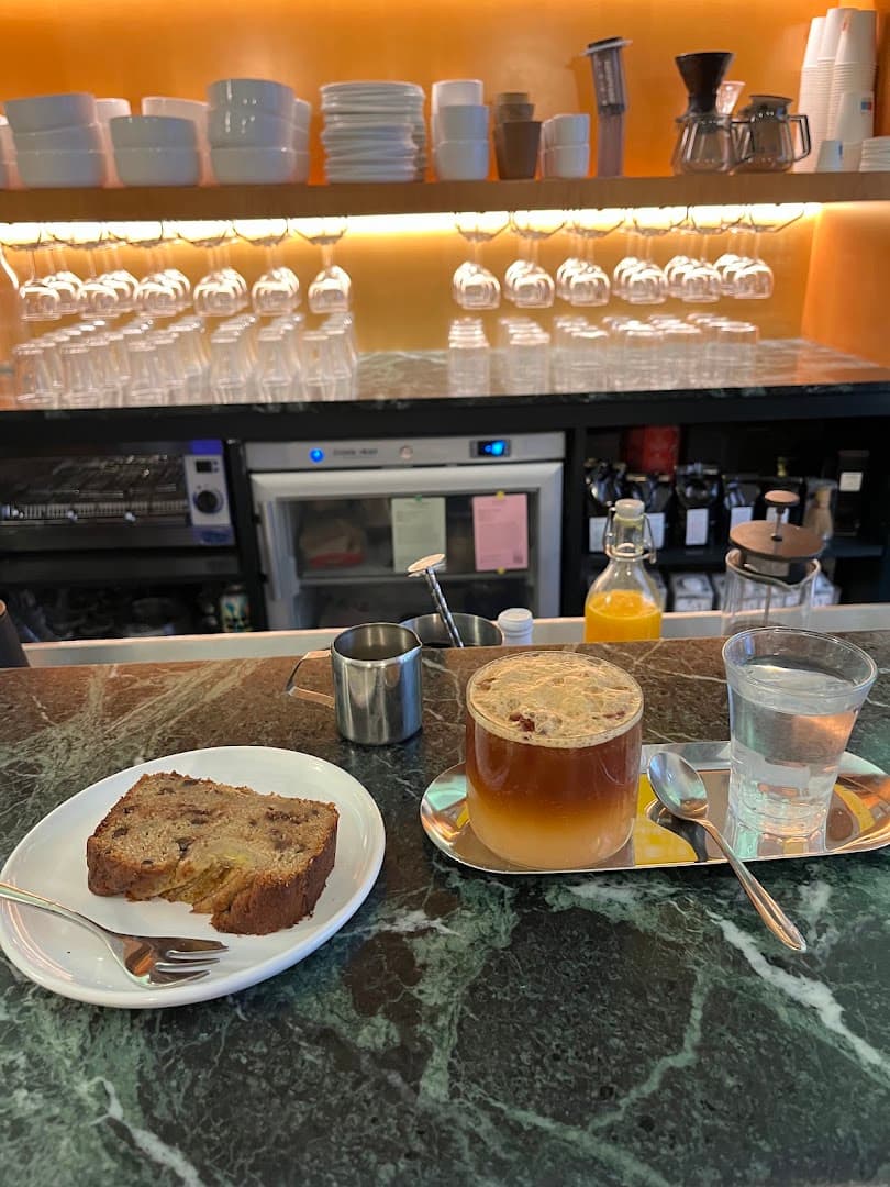 Coffee at Atto a Caffè Leopardi, specialty coffee shop in Milan