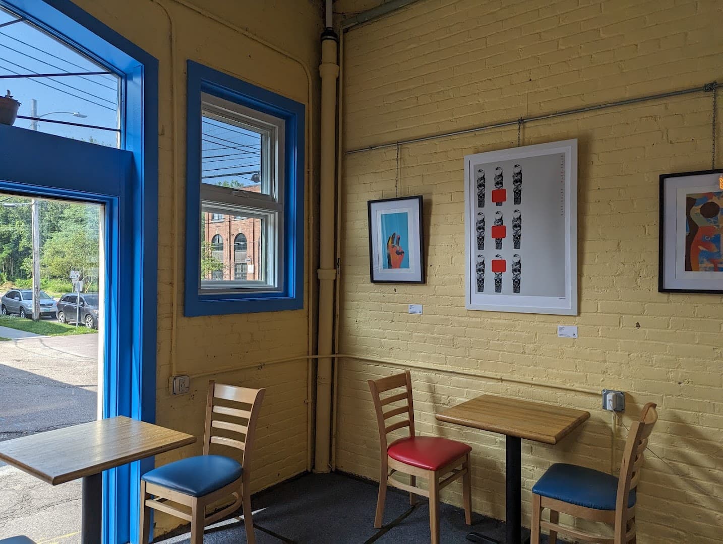 Speeder & Earl's Coffee - specialty coffee shop in South End