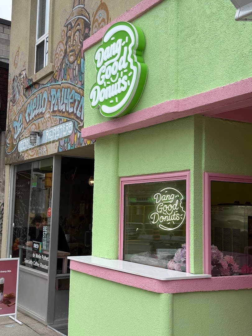 De Mello Coffee - specialty coffee shop in Toronto