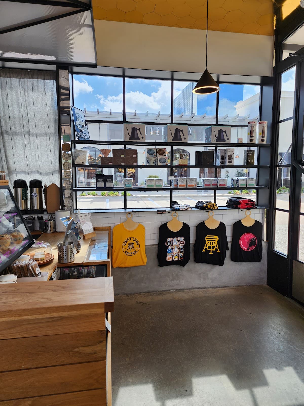Giant Leap Coffee specialty coffee shop in Houston - photo 8