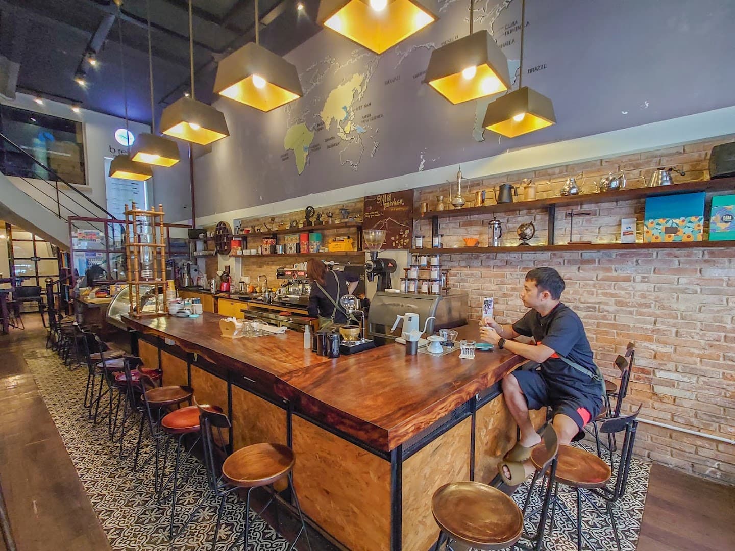 SHIN Heritage — specialty coffee in Ho Chi Minh City