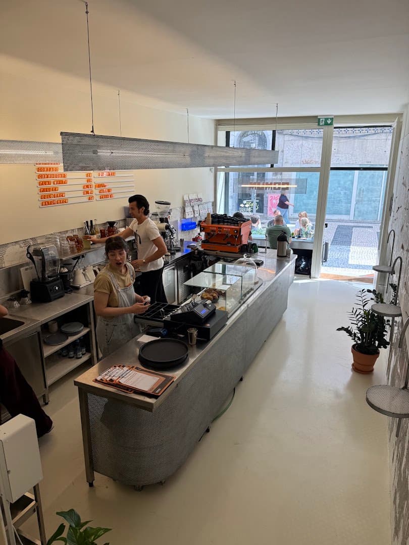 Comum - specialty coffee shop in Cedofeita