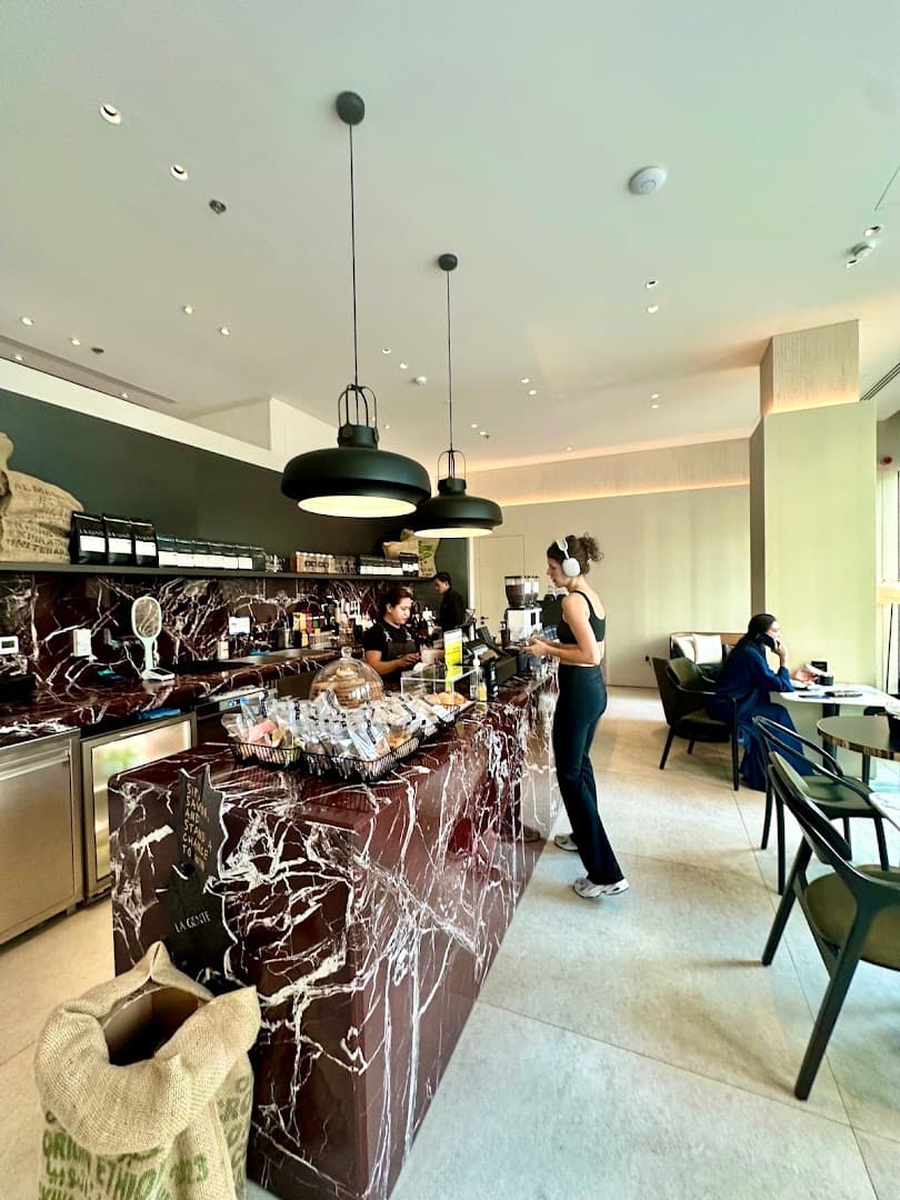 La Gente Roastery - specialty coffee shop in Dubai