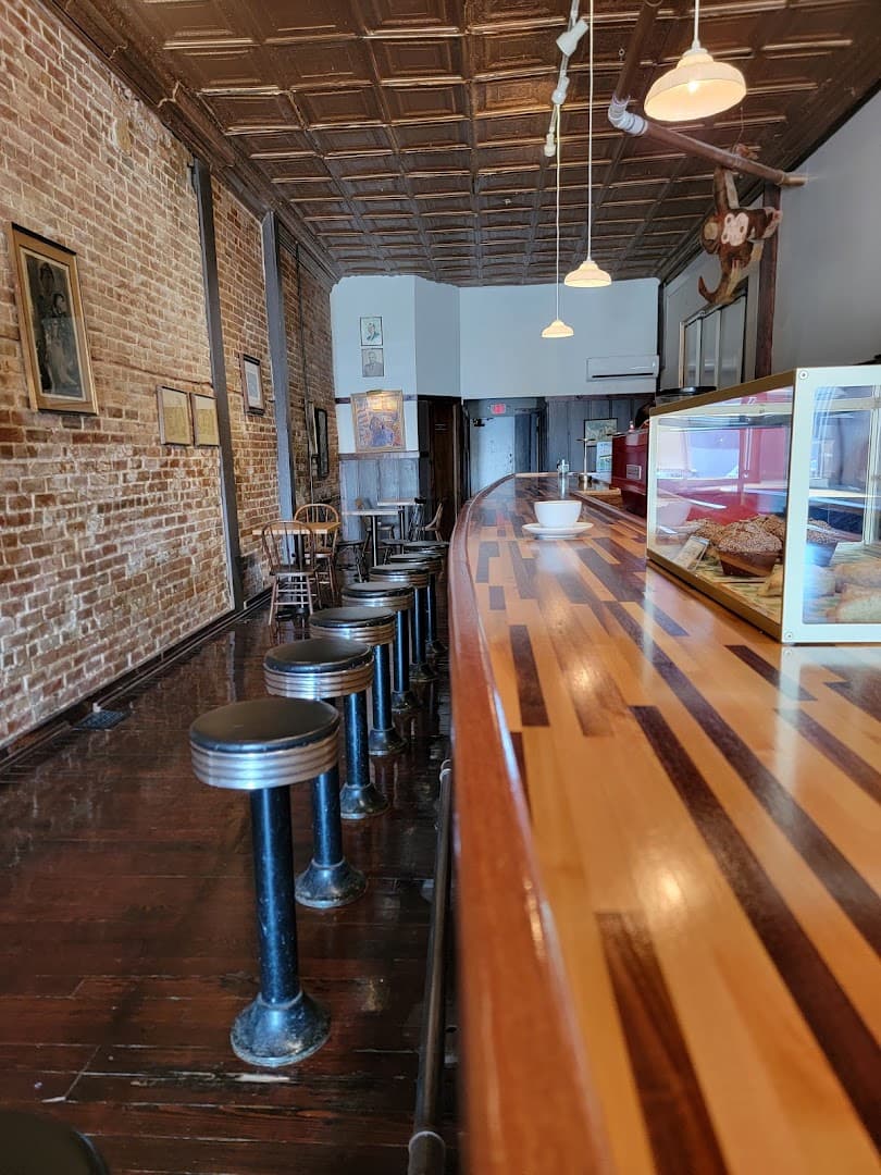 Howlin' Hounds Coffee. - specialty coffee shop in Old Market