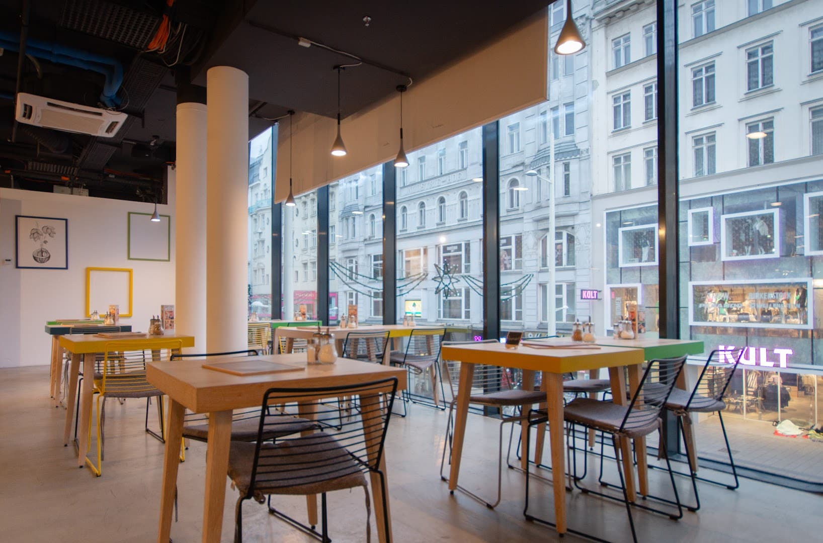 RAUWOLF Mariahilferstraße | Kaffeerösterei & Café — specialty coffee in Vienna