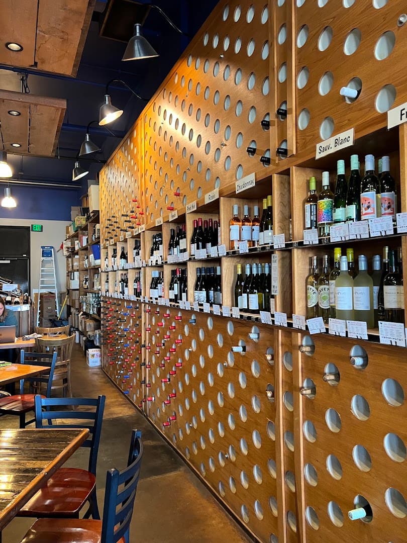 Interior of Barriques - Fitchburg, specialty coffee shop in Madison