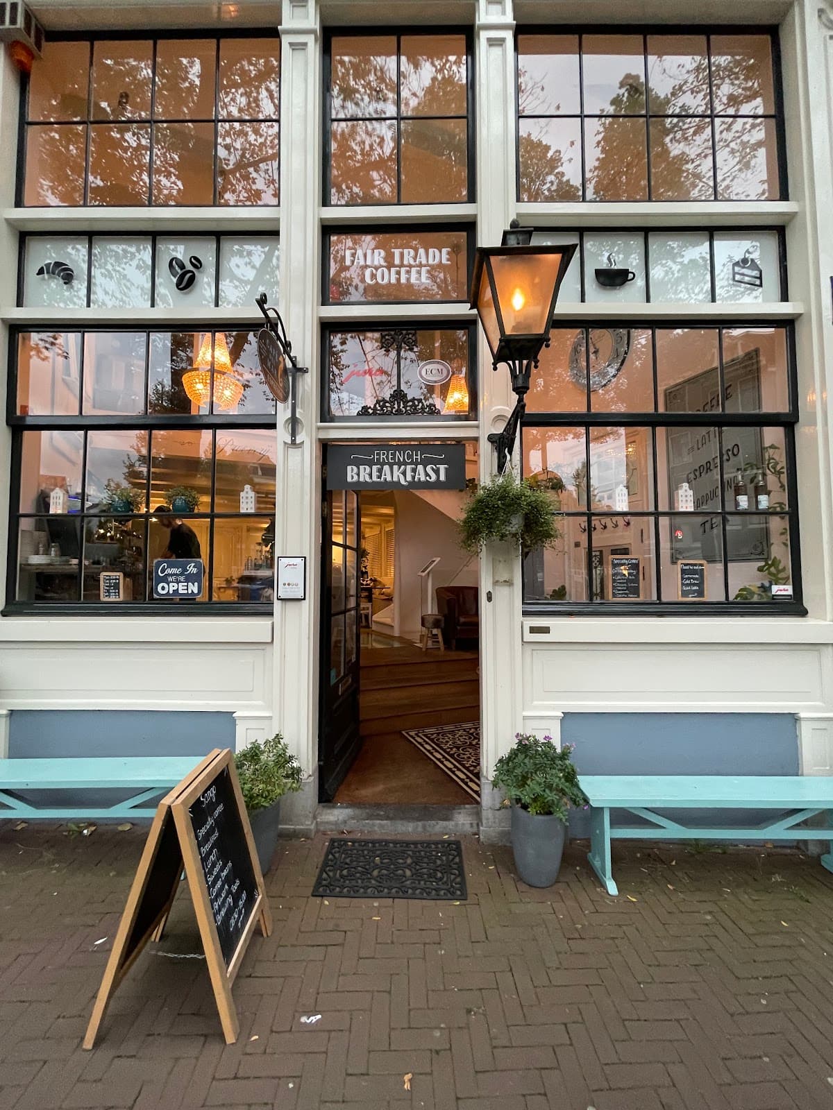 Sango Specialty Coffee Roasters - specialty coffee shop in Amsterdam