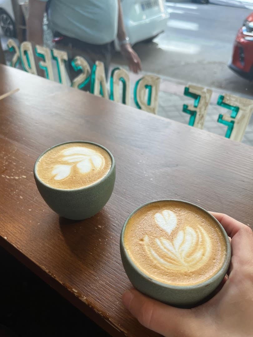 Cero Coffee Roasters - Store specialty coffee shop in Madrid - photo 4