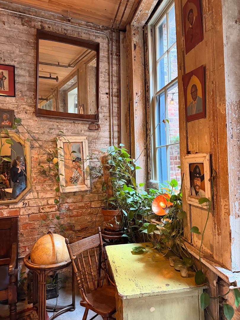 Fourth Wall - specialty coffee shop in New Orleans