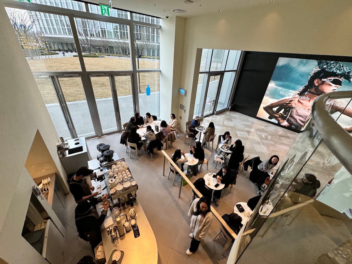 Blue Bottle Jamsil Cafe - specialty coffee shop in Seoul