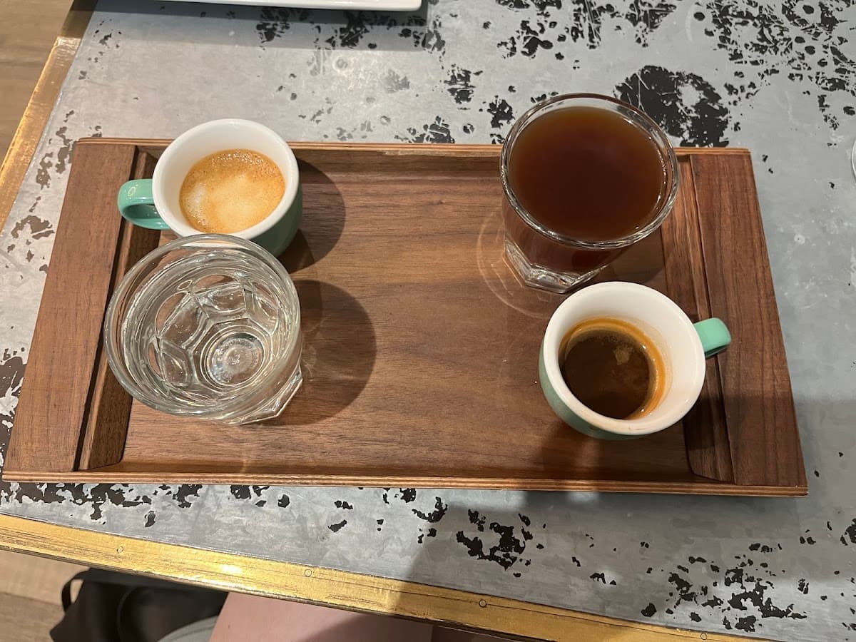 Bean & Bottle specialty coffee shop in Houston - photo 4