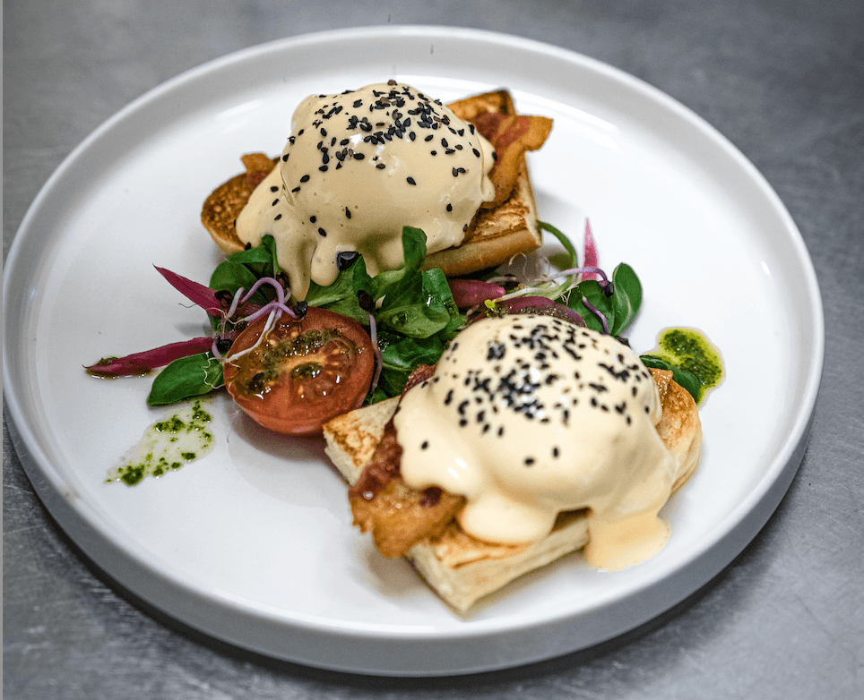 Lion's Locker Coffee & Brunch - specialty coffee shop in Budapest