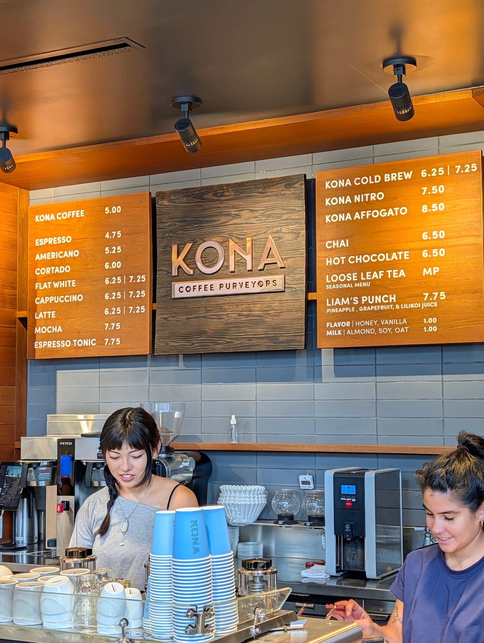 Kona Coffee Purveyors - specialty coffee shop in Waikiki