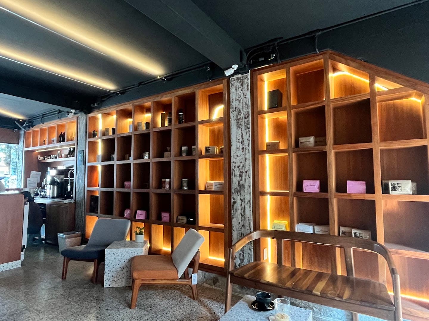 Almanegra Café - specialty coffee shop in Mexico City
