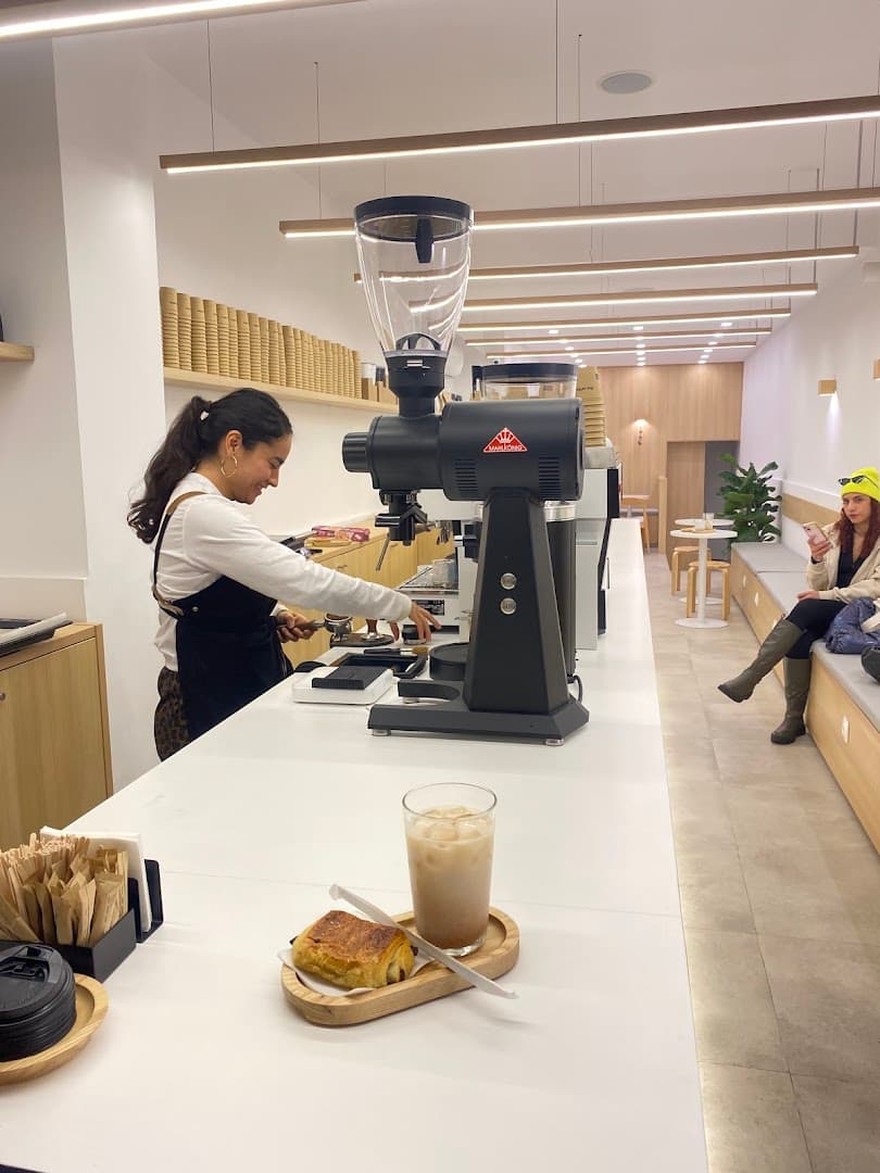 The Coffee specialty coffee shop in Barcelona - photo 6