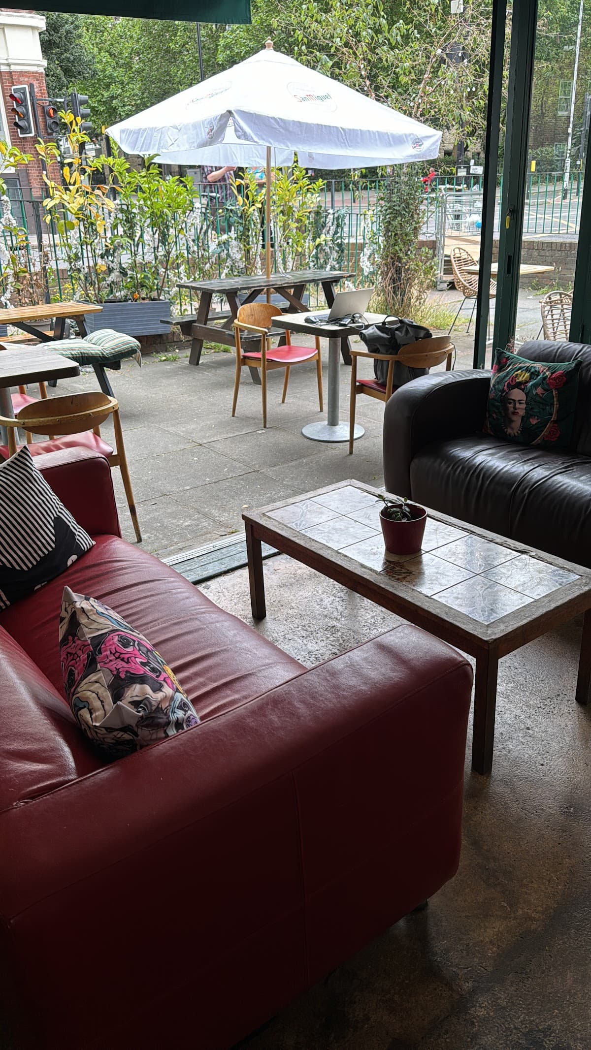 Jimmy and the Bee - specialty coffee shop in Clerkenwell