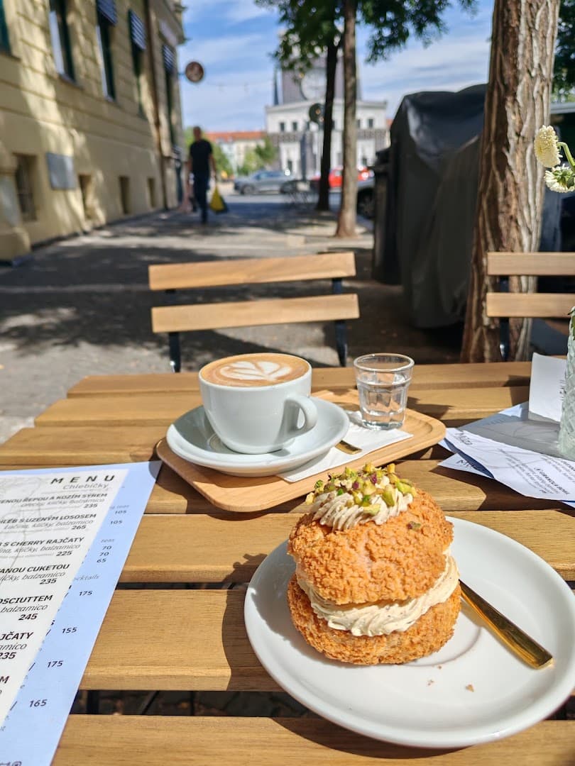 Coffee at Múza Café, specialty coffee shop in Prague