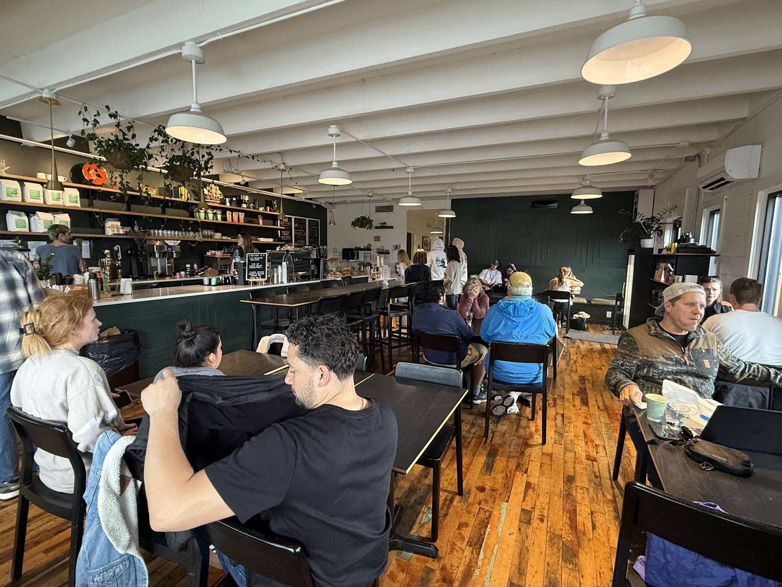 Retrograde Coffee - specialty coffee shop in Nashville