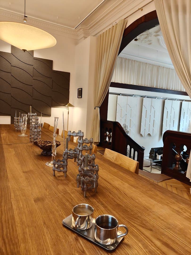 Komuna Coffee SILENT CLUB - specialty coffee shop in Copenhagen