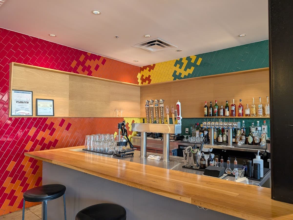 Houndstooth Coffee - specialty coffee shop in North Burnet