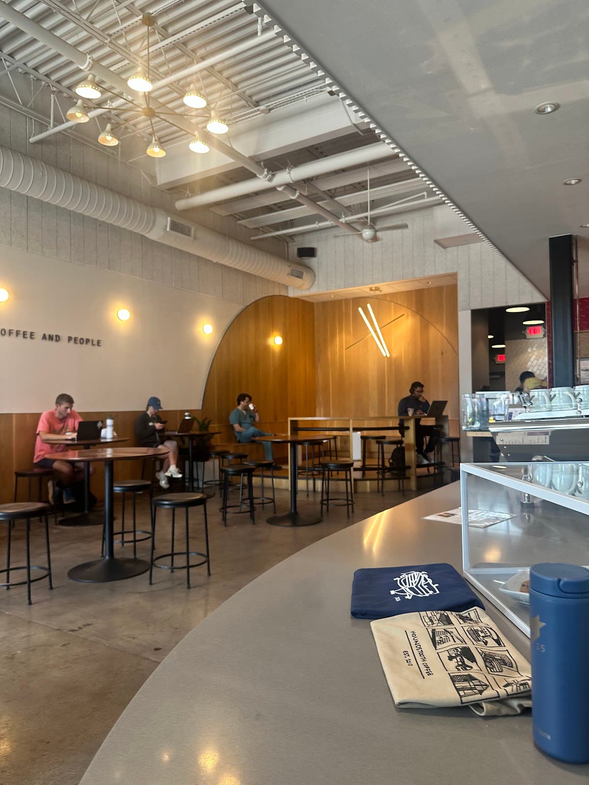 Houndstooth Coffee specialty coffee shop in Austin - photo 10