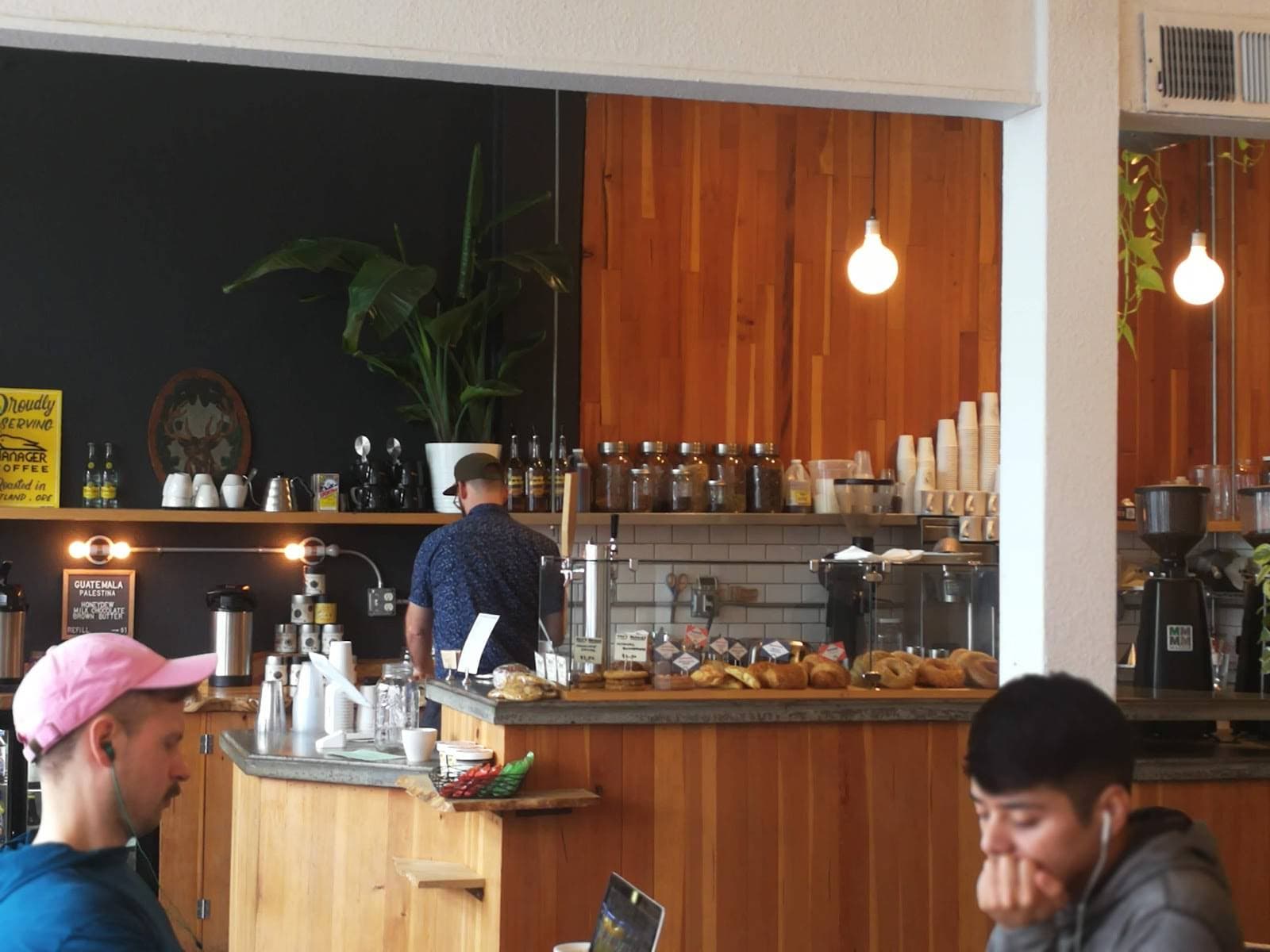 Futura Coffee Roasters - Arbor Lodge specialty coffee shop in Portland - photo 6