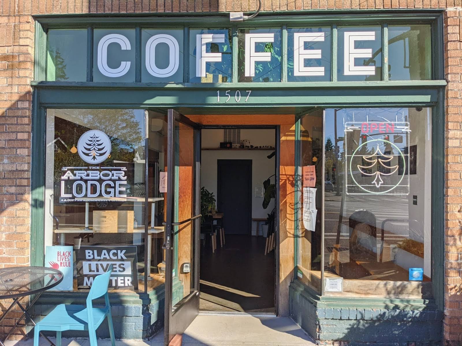 Futura Coffee Roasters - Arbor Lodge specialty coffee shop in Portland - photo 7