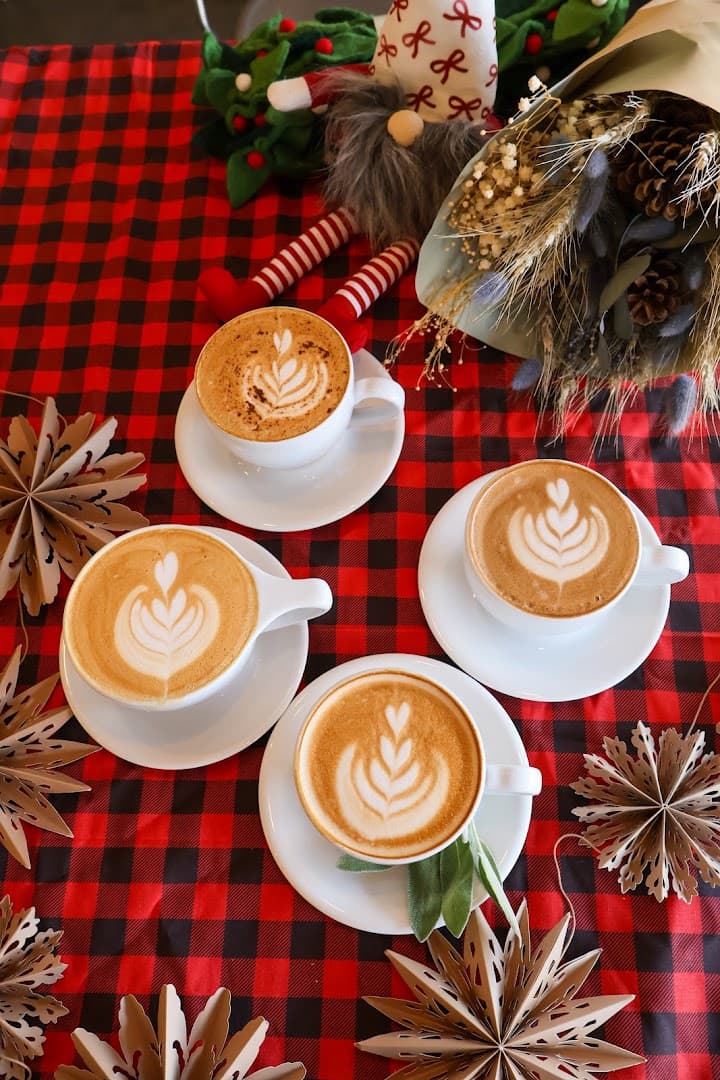 Black Dog Coffeehouse - specialty coffee shop in Kansas City