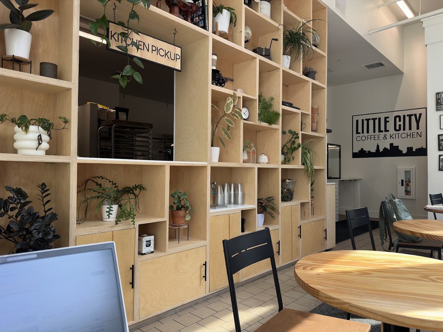 Little City Coffee & Kitchen - specialty coffee shop in Providence