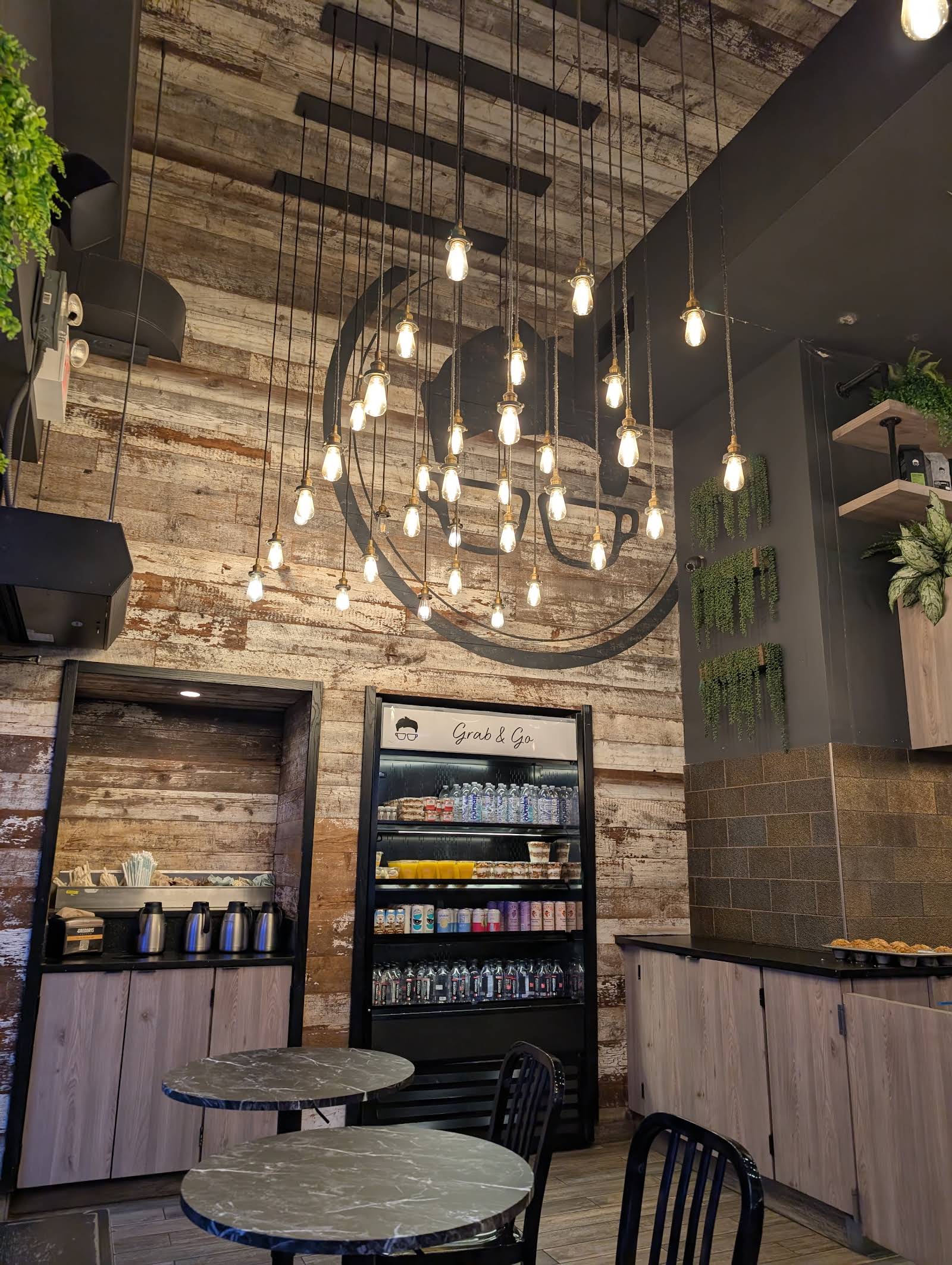 Gregorys Coffee specialty coffee shop in New York - photo 13