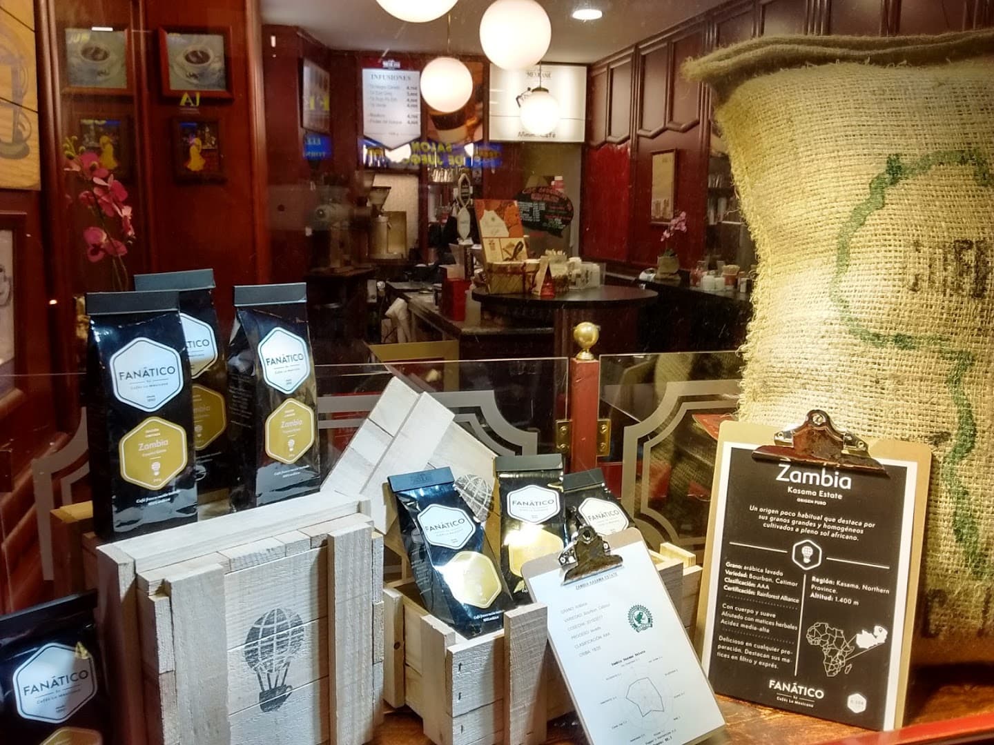 Cafés La Mexicana specialty coffee shop in Madrid - photo 7