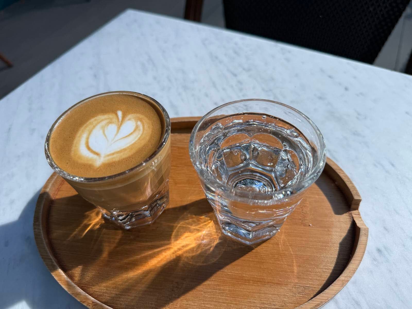 Magnolias Sous Le Pont specialty coffee shop in Dallas - photo 10