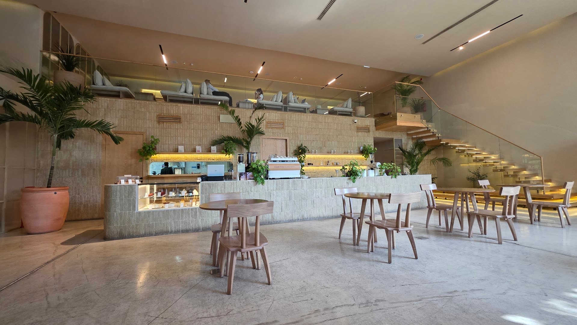 EARTH ROASTERY - specialty coffee shop in Dubai