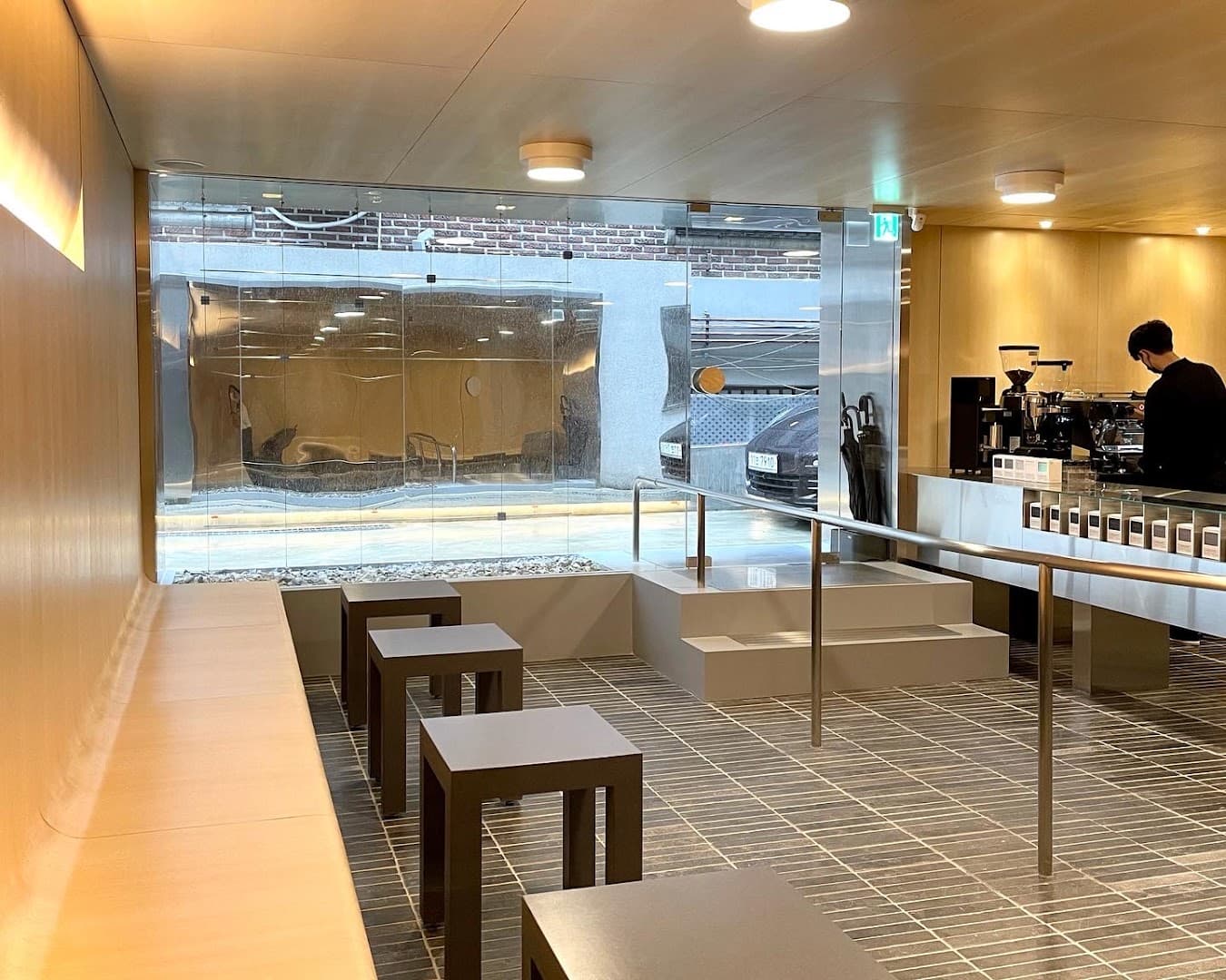 Standard System - specialty coffee shop in Seoul