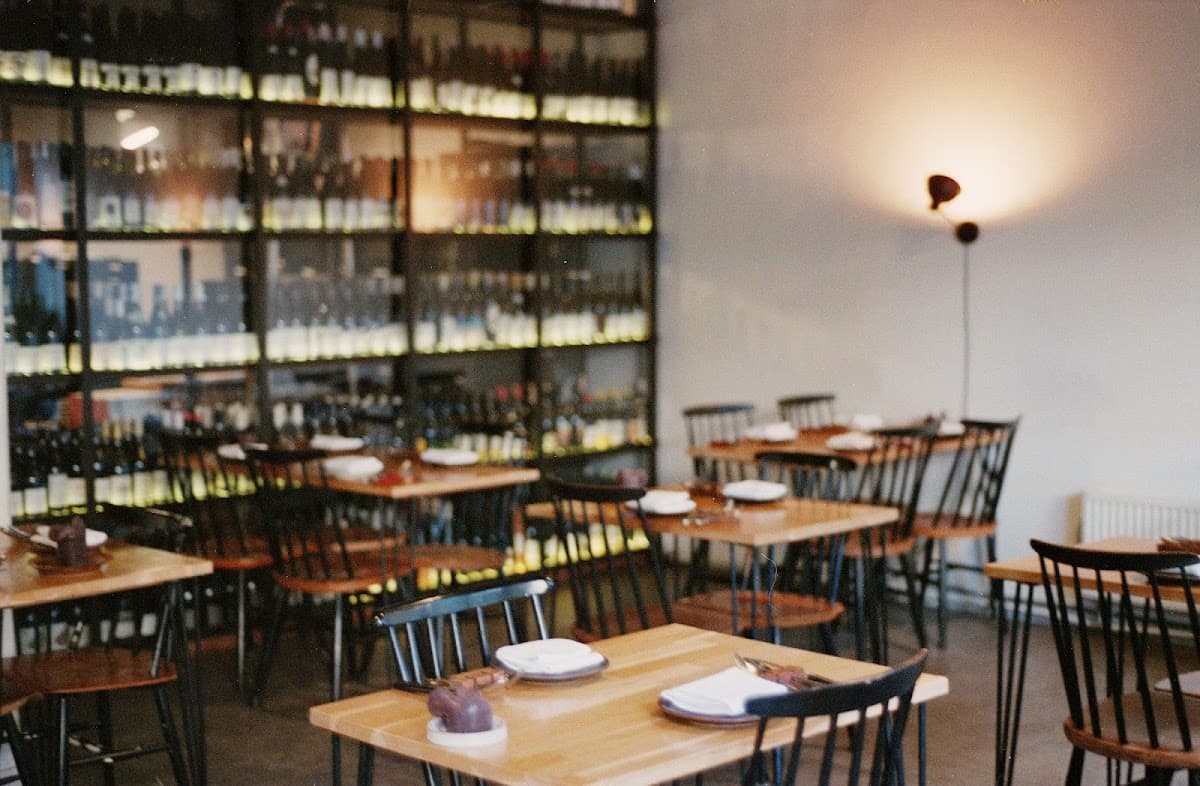 4850 - specialty coffee shop in Amsterdam