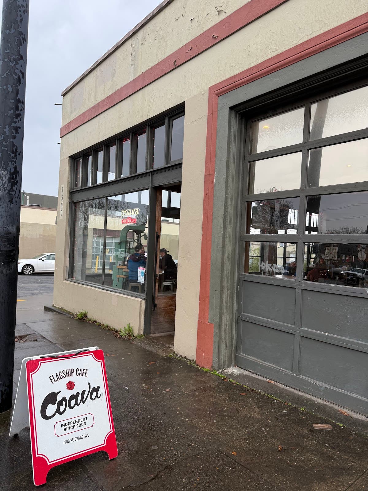 Coava Coffee Roasters specialty coffee shop in Portland - photo 3