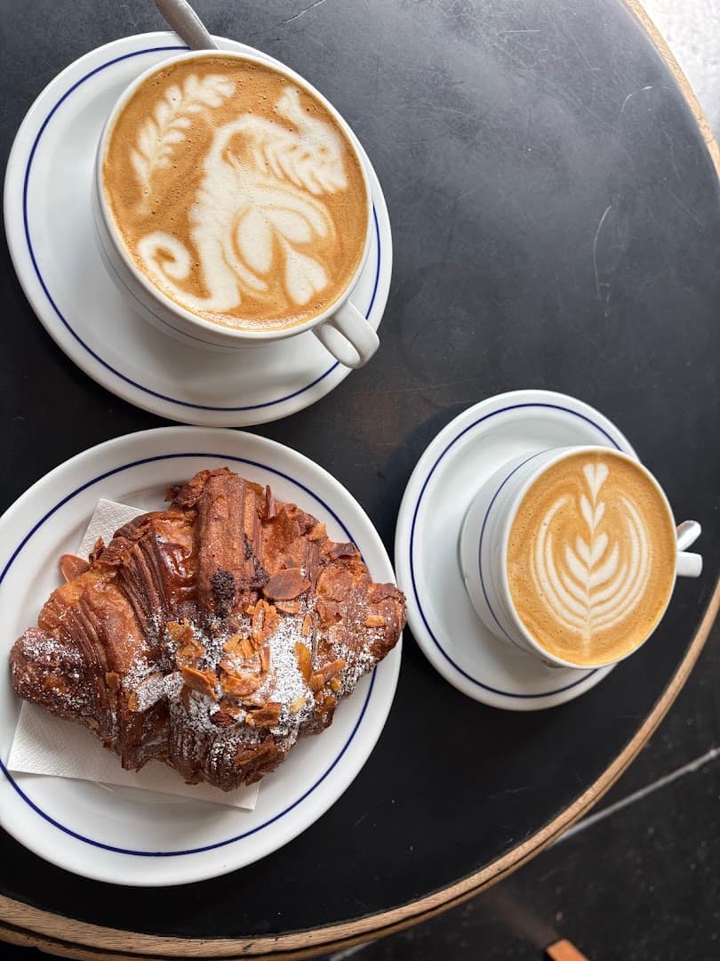 Combi Coffee Roasters - specialty coffee shop in Porto