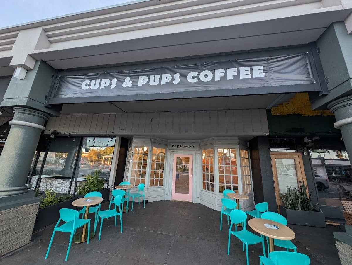 Cups and Pups Coffee - specialty coffee shop in Orlando