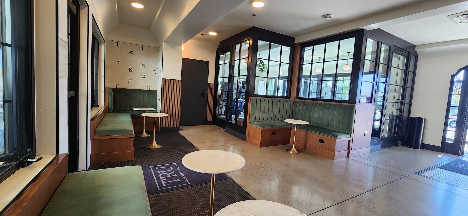 Mostra Coffee — specialty coffee in San Diego
