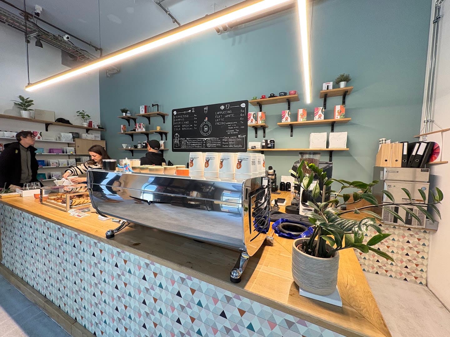 Bean Bank Coffee & CO - specialty coffee shop in Zurich