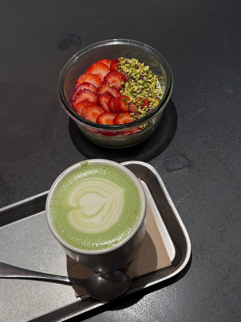 Osom House specialty coffee shop in Madrid - photo 7