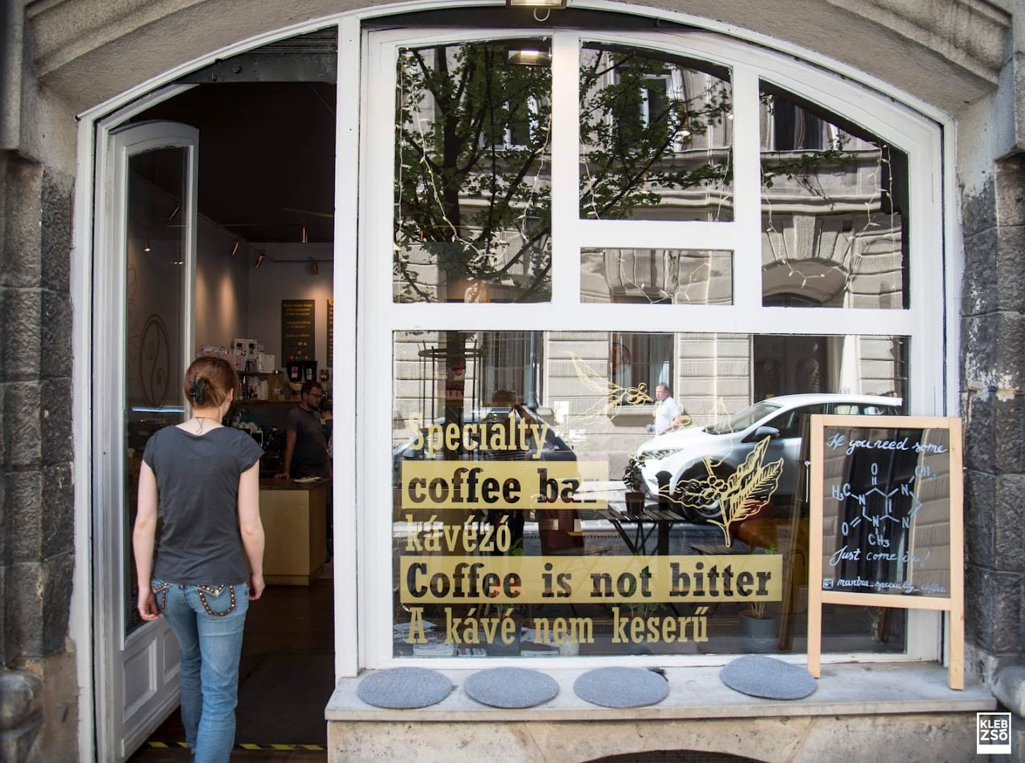 Mantra Specialty Coffee Minibar specialty coffee shop in Budapest - photo 10