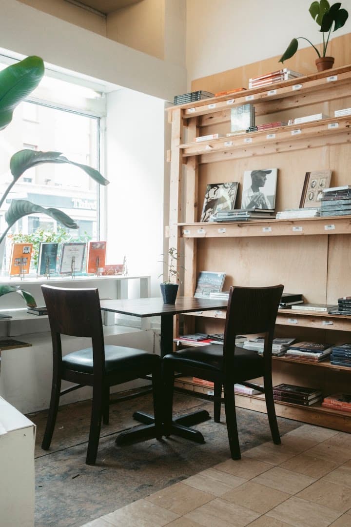 Horizontal Coffee & Books — specialty coffee in Cleveland
