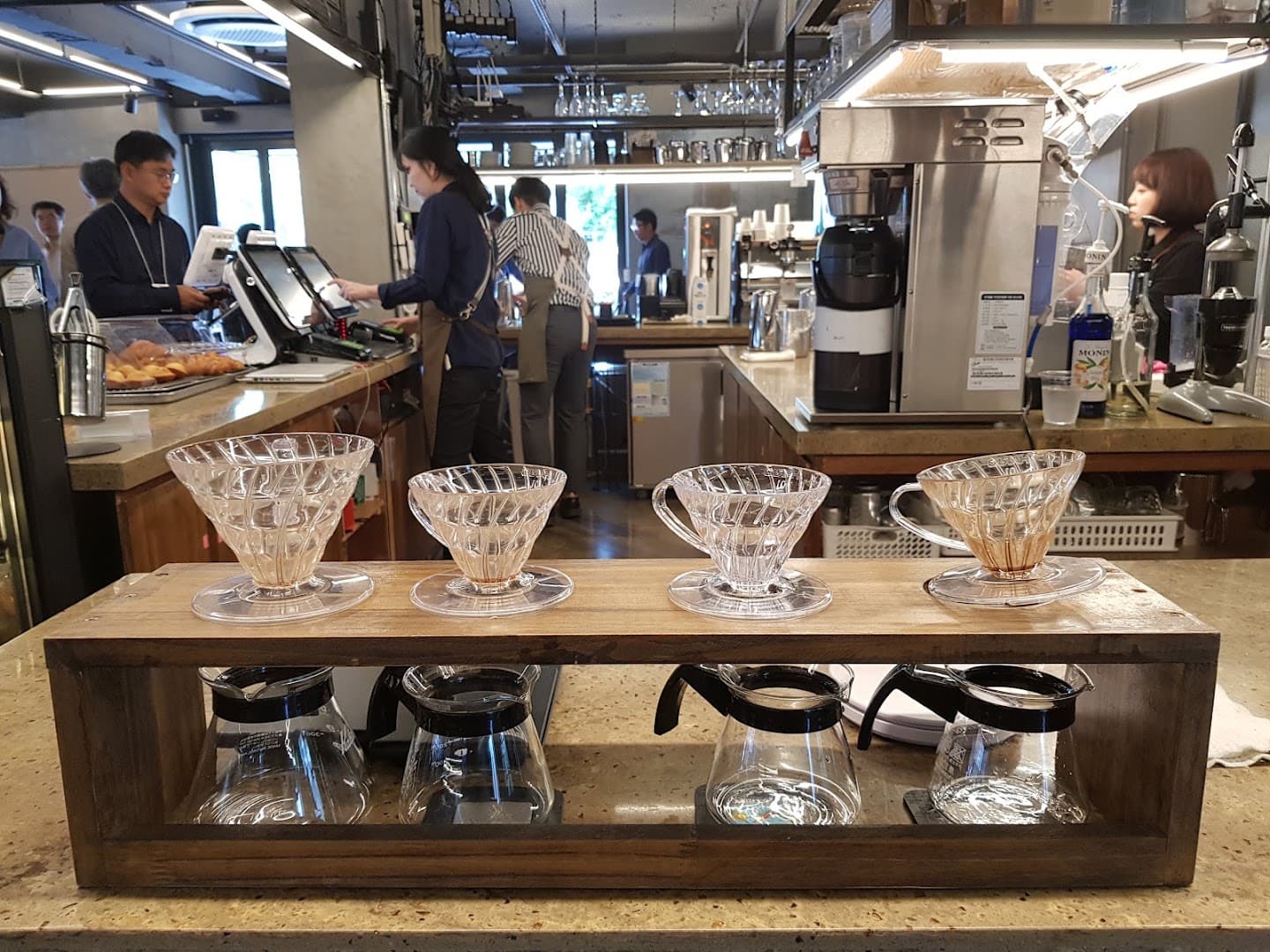 COFFEEPLANT - specialty coffee shop in Seoul