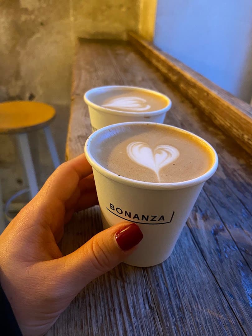 Bonanza Coffee Heroes specialty coffee shop in Berlin - photo 5