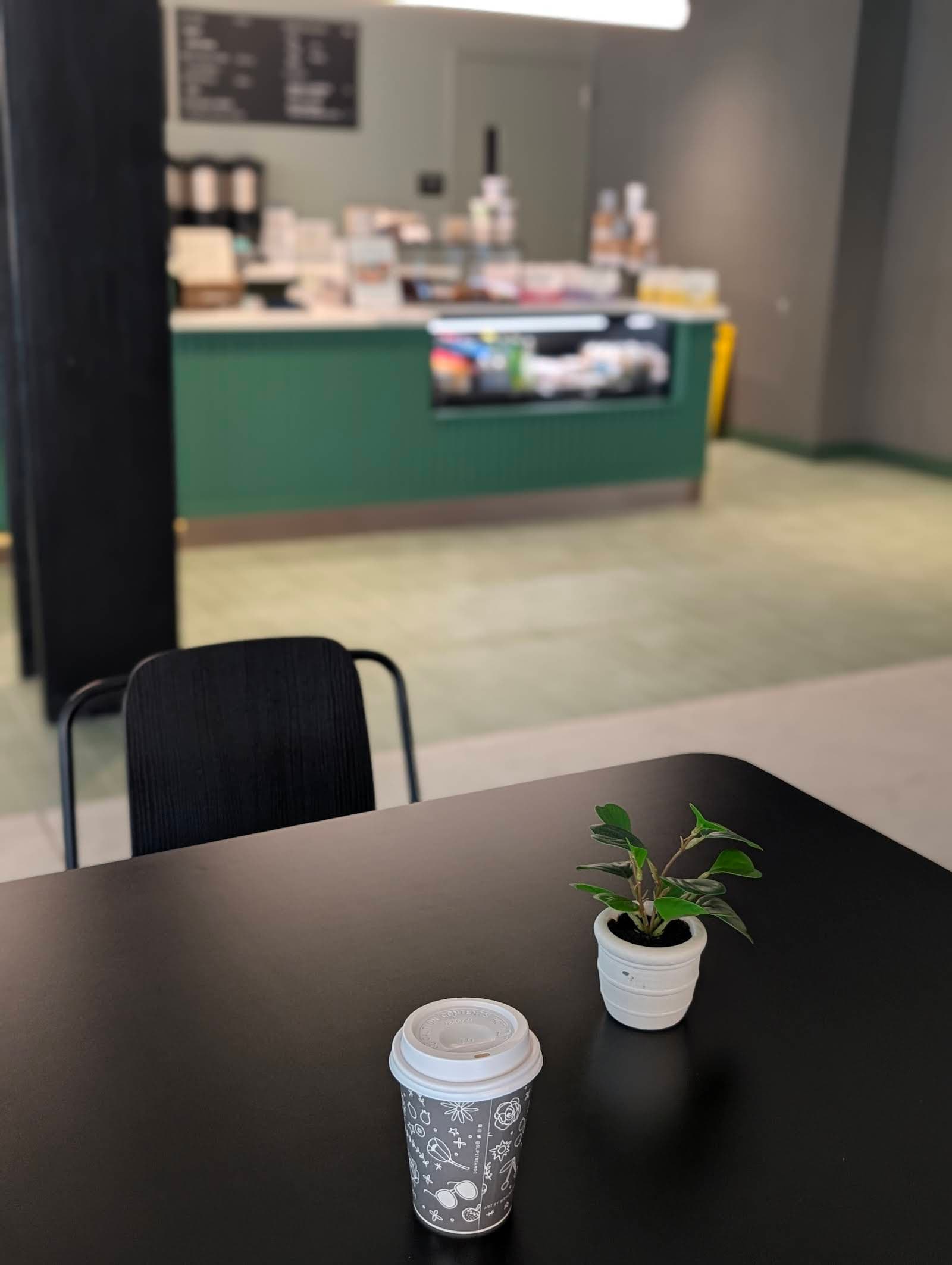 Slipstream specialty coffee shop in Washington, D.C. - photo 3