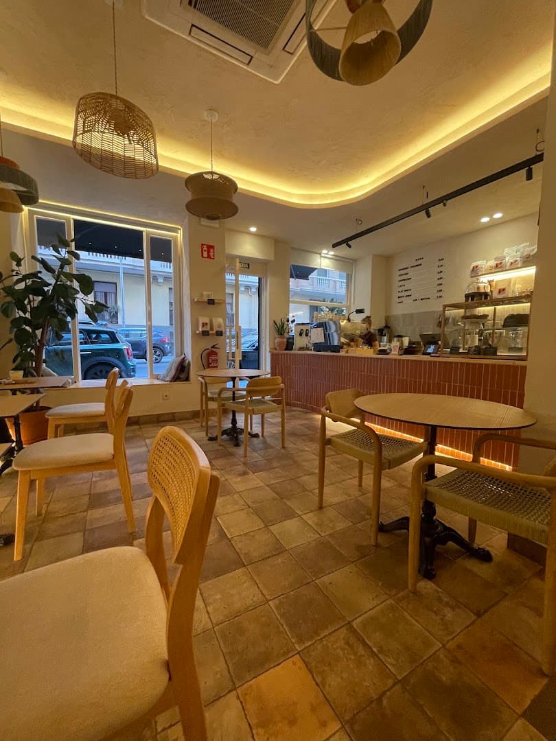 Nuna Coffee Shop - specialty coffee shop in Madrid