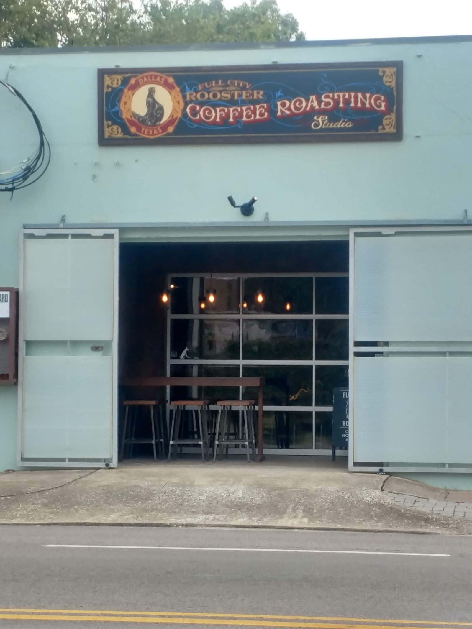 FULL CITY ROOSTER - specialty coffee shop in Cedars