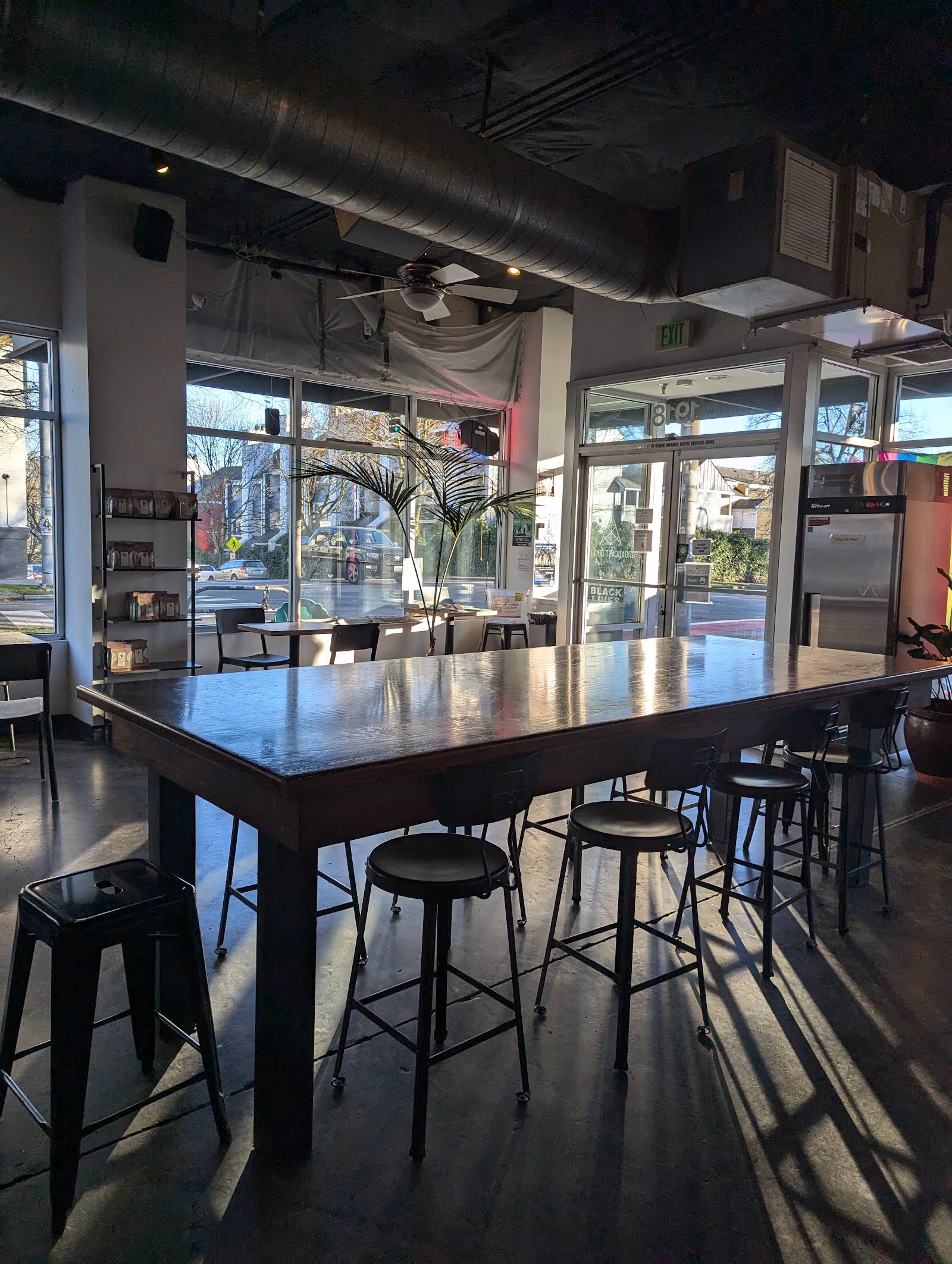 Broadcast Coffee specialty coffee shop in Seattle - photo 8
