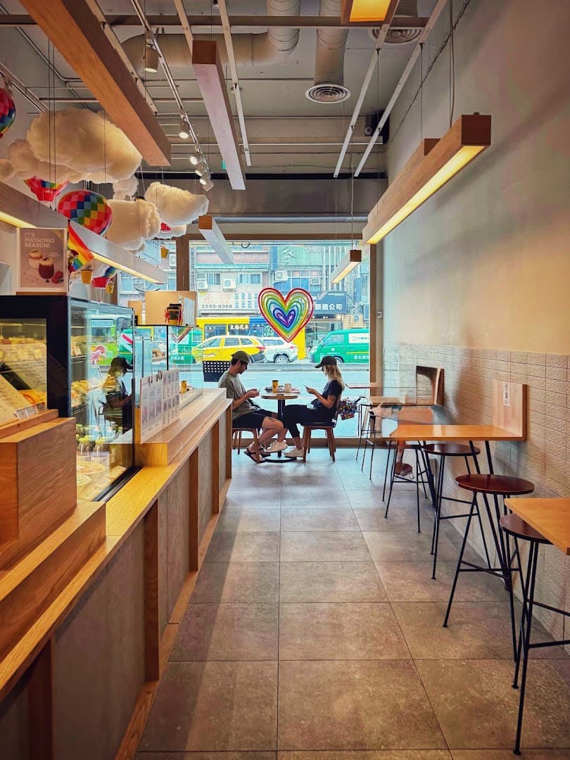 Dreamers Coffee Roasters 南西店 | 全新開幕 | 酪梨早午餐x肉桂捲x新鮮咖啡専賣 — specialty coffee in Taipei
